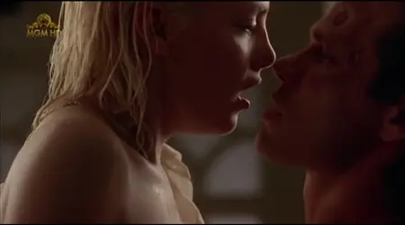 Erotische Szene aus dem Film: Der Zusammenschluss von zwei Monden